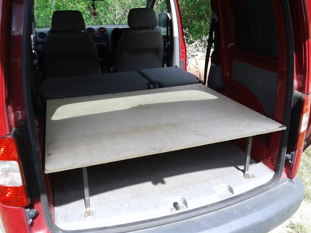 Полка в багажник Фольксваген Кадди