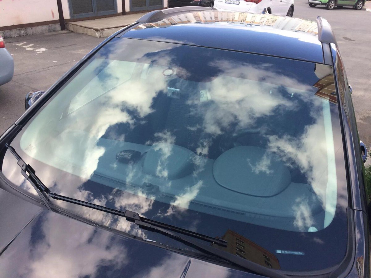 Затемнить лобовое стекло в машине