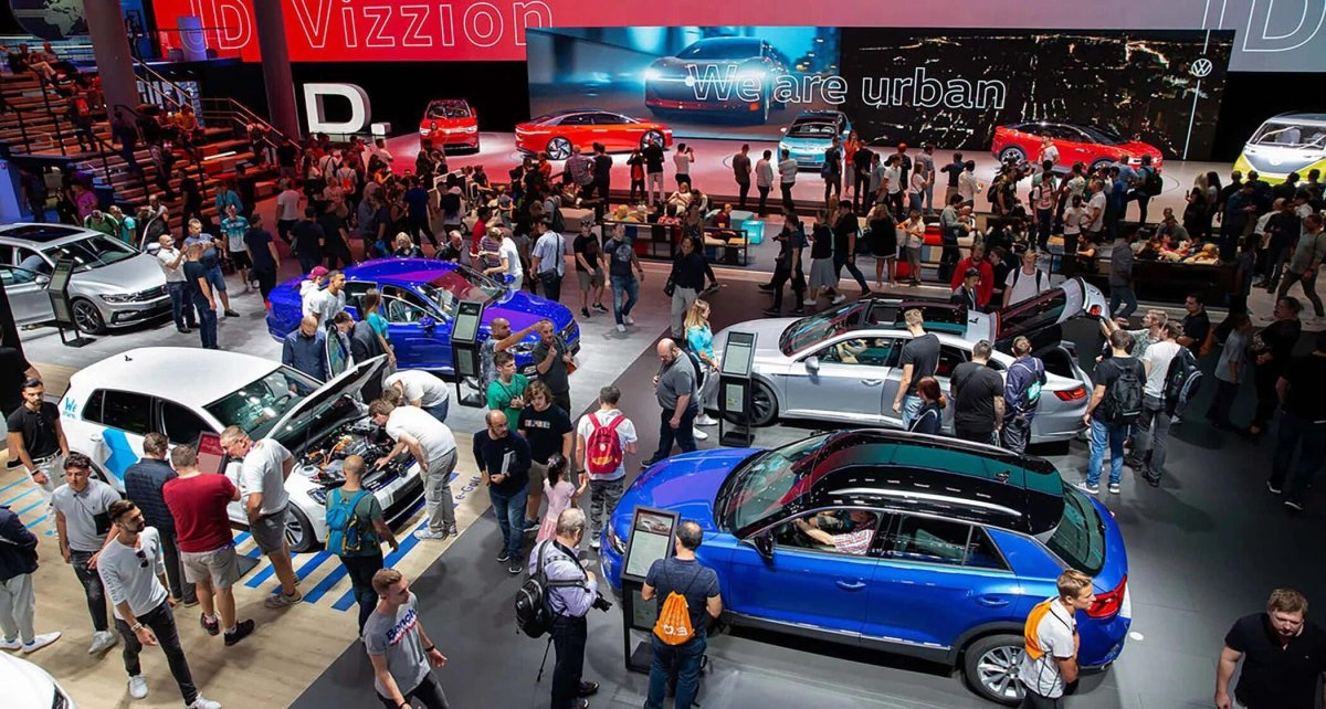 Автосалон Франкфурт 2021