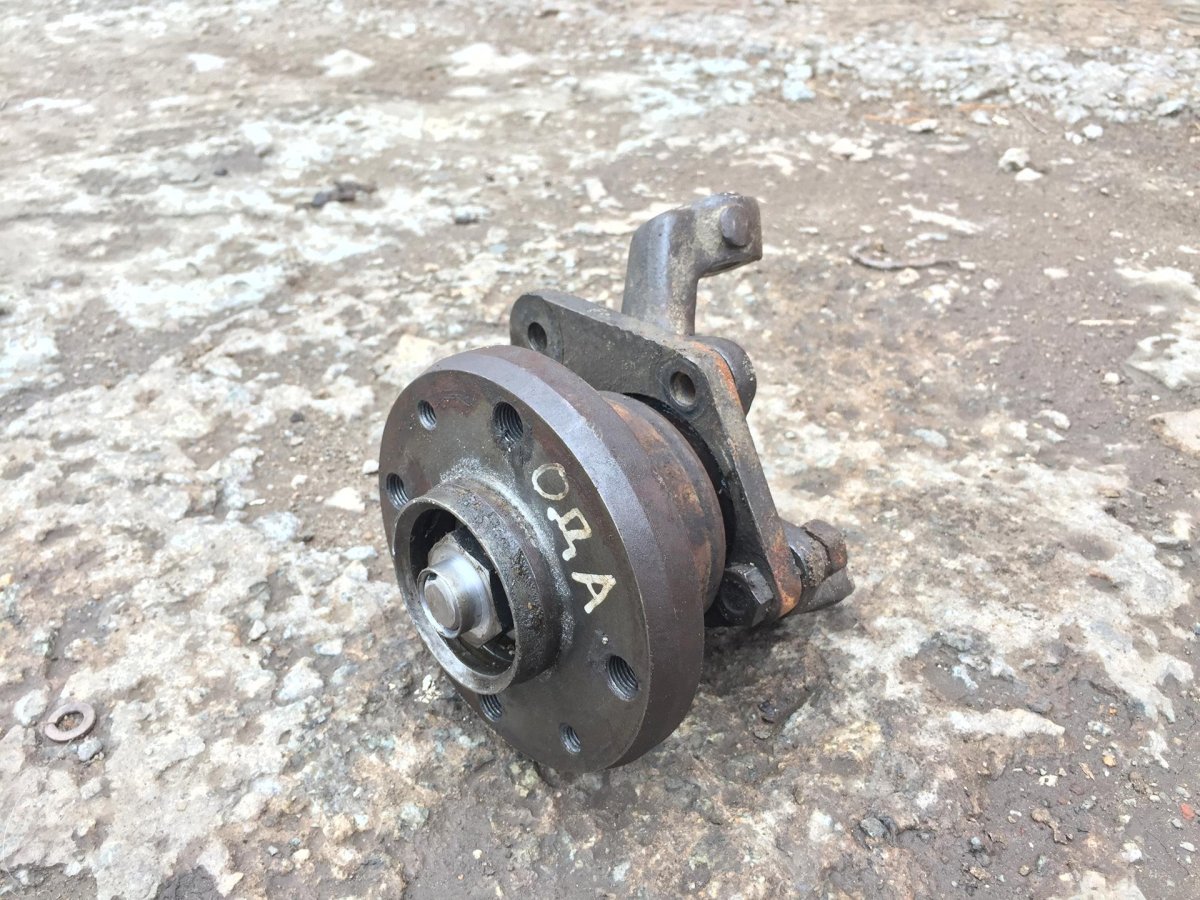 Ступица ВАЗ 2107 передняя в сборе