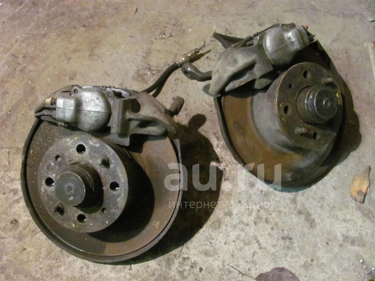 Левая ступица ВАЗ 2107