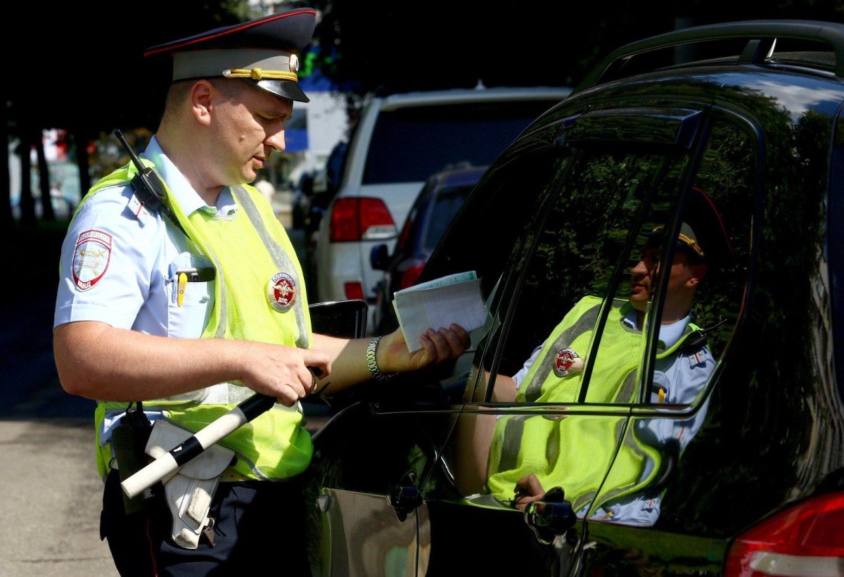 Сотрудник ДПС