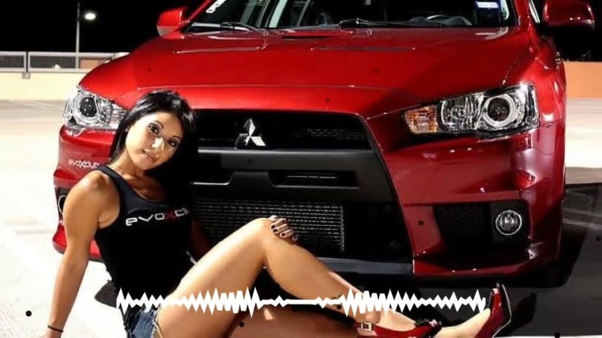 Лансер с девушкой