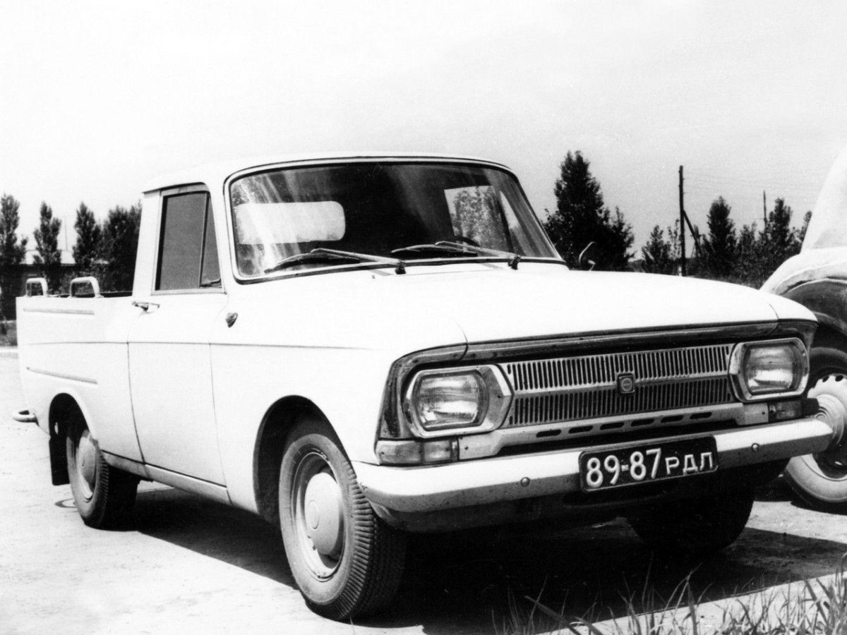 Москвич ИЖ 27151