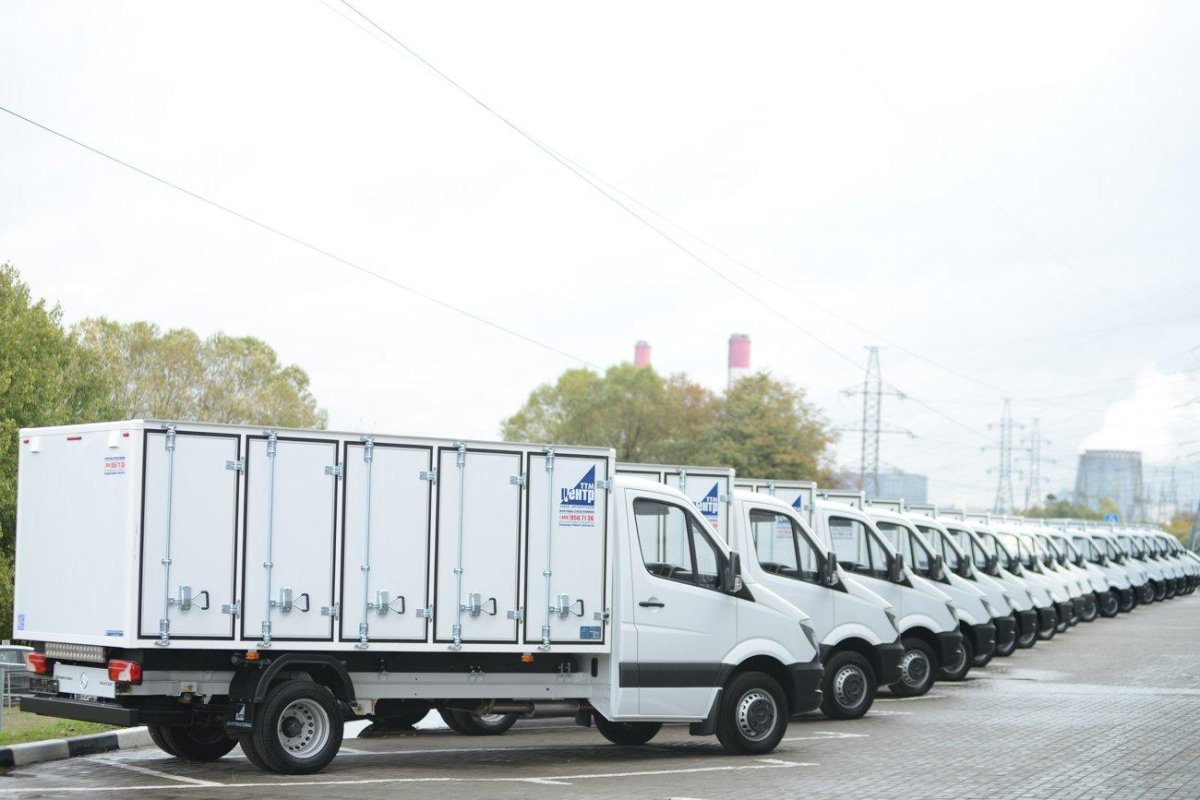 УАЗ профи хлебный фургон 128 лотков