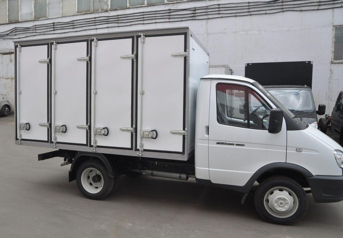 Газель Некст хлебный фургон 128 лотков