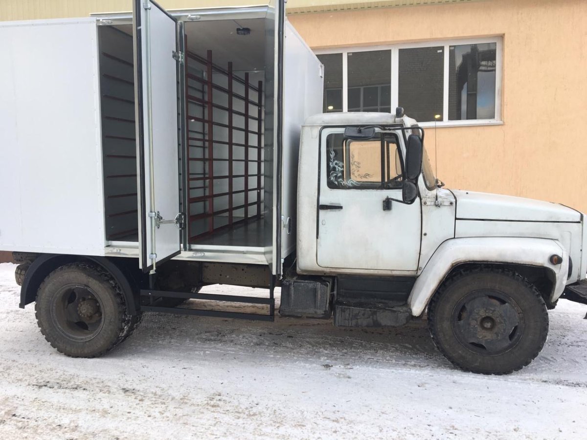 ГАЗ 3309 хлебный фургон
