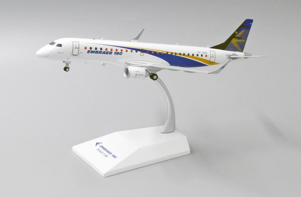 JC Wings 1:200 Stand