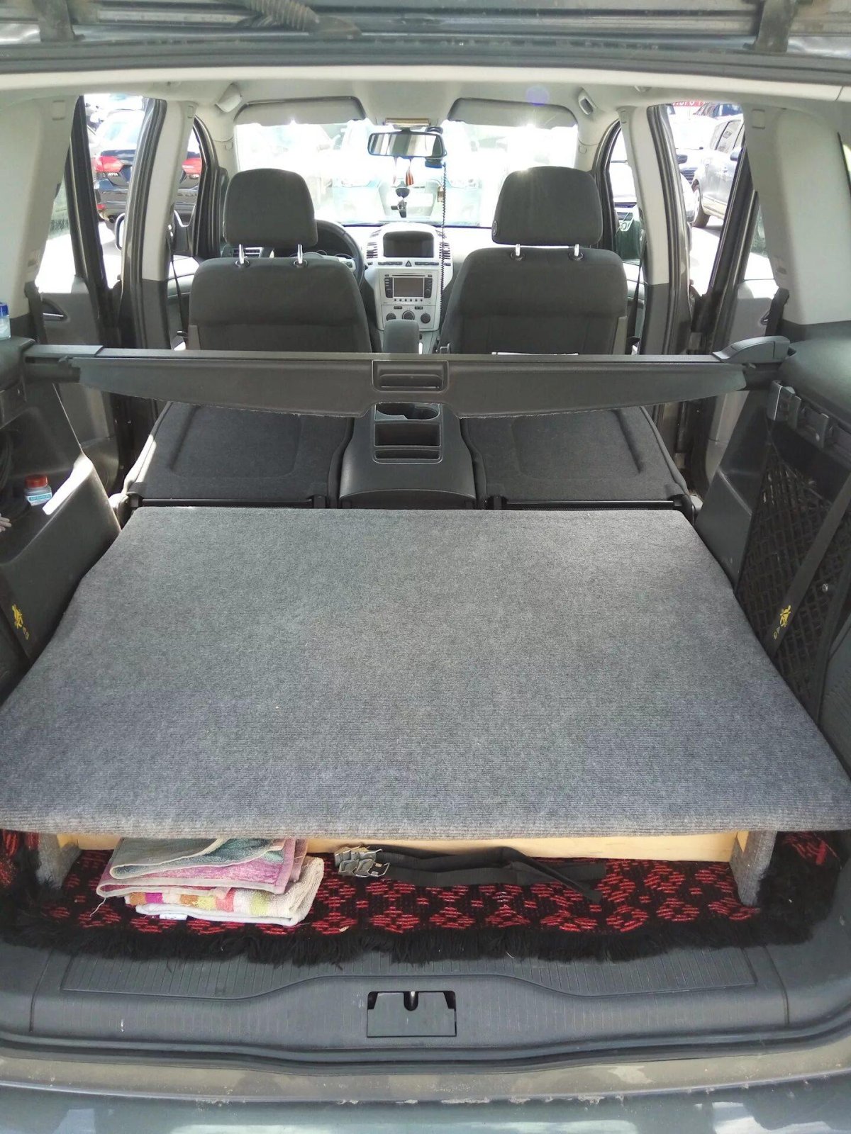 Opel Zafira 2000 ровный пол