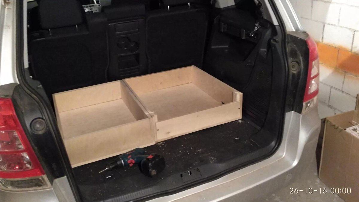 Opel Zafira 2000 ровный пол