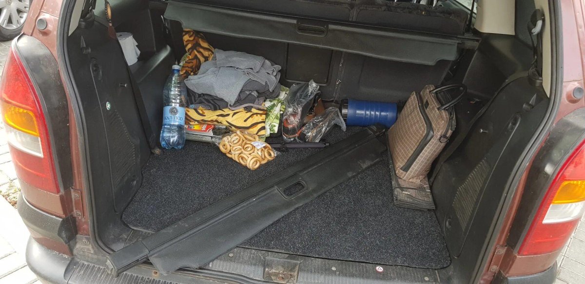 Шторка багажника Opel Zafira