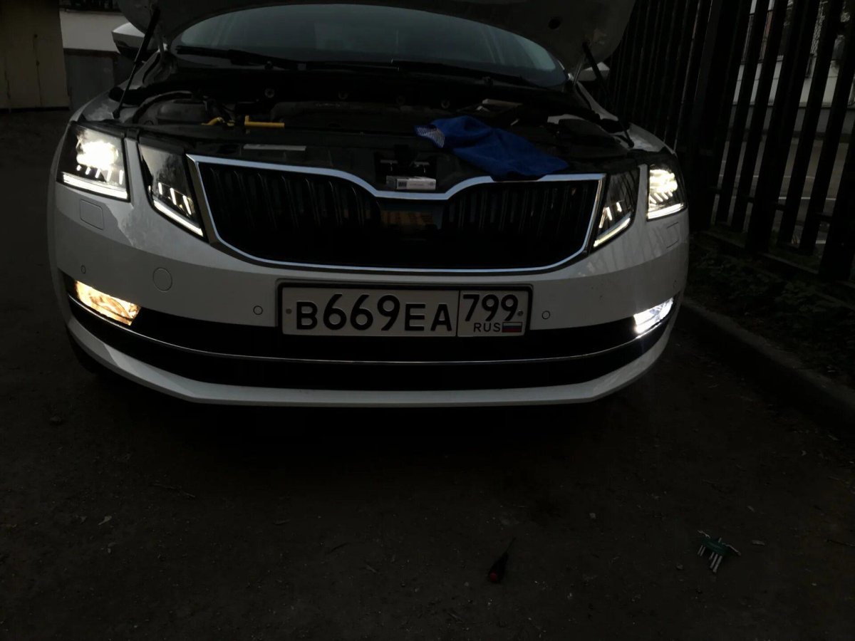 Led фары Octavia a7 FL