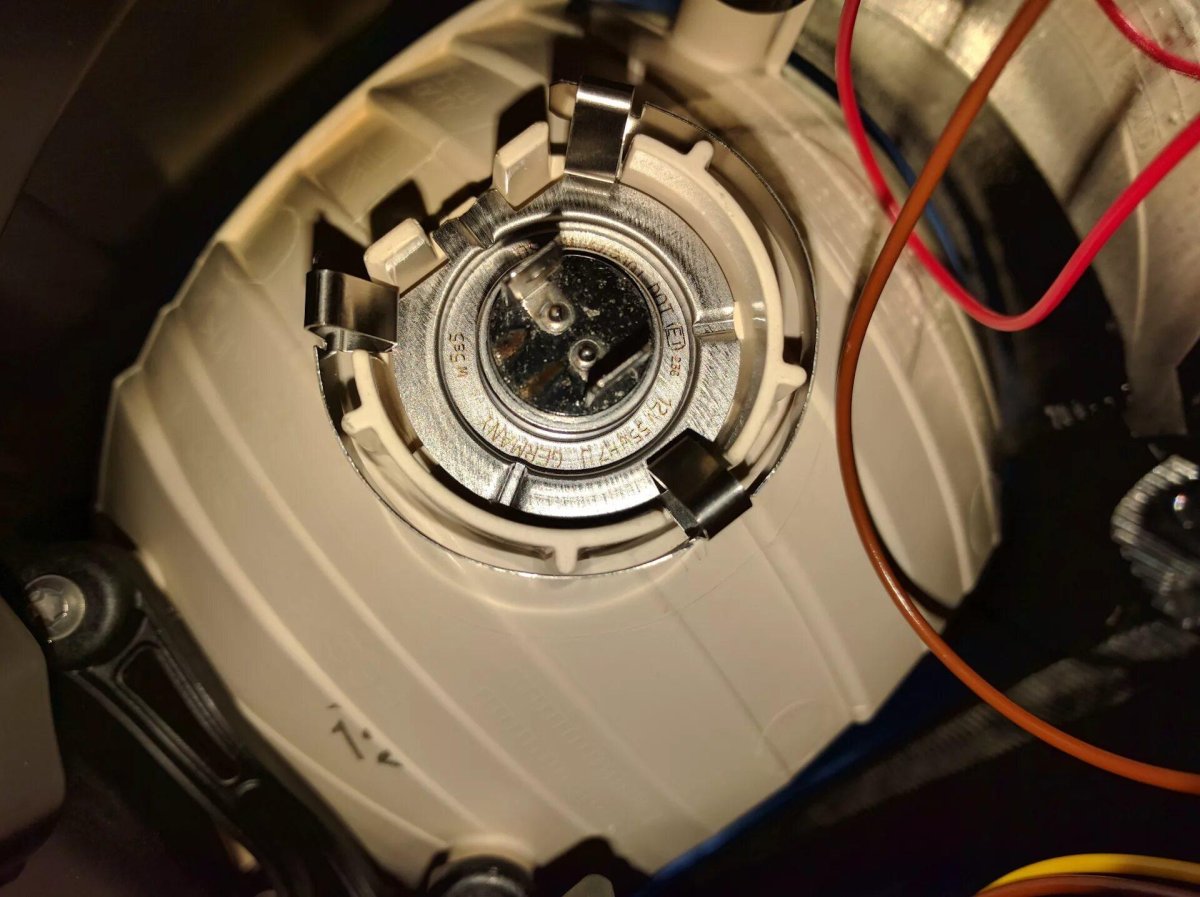 Лампа ближнего света Шкода Октавия а7 2014