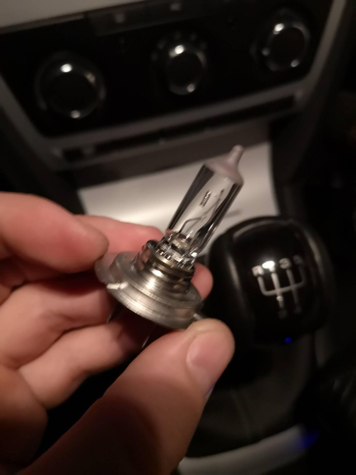 Лампочка ближнего света Шкода а5