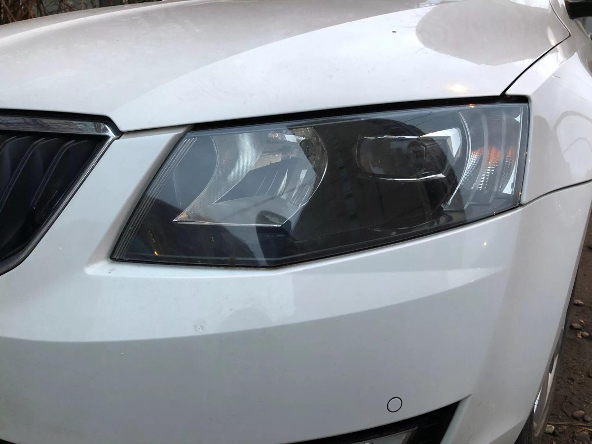 Фара Skoda Octavia a7 FL