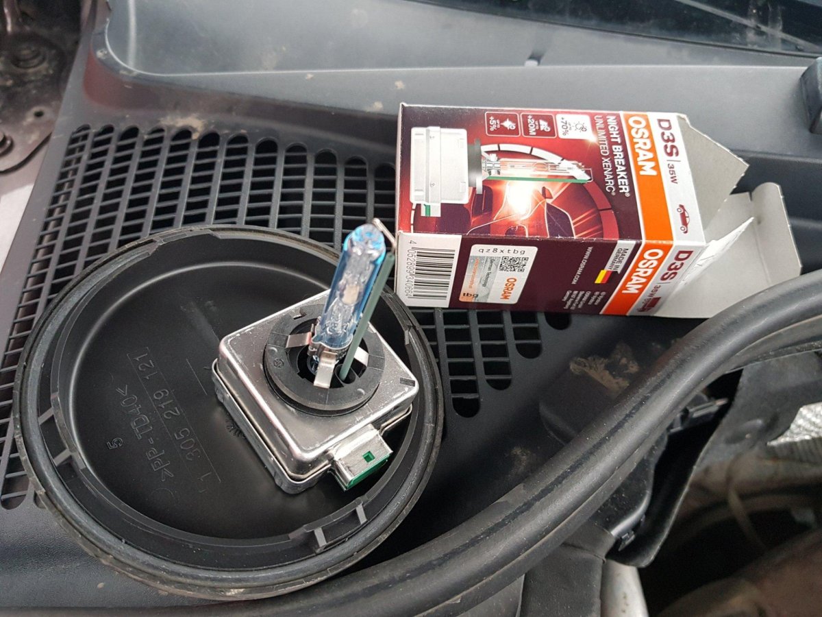 Skoda Octavia a6 лампочка ближнего света