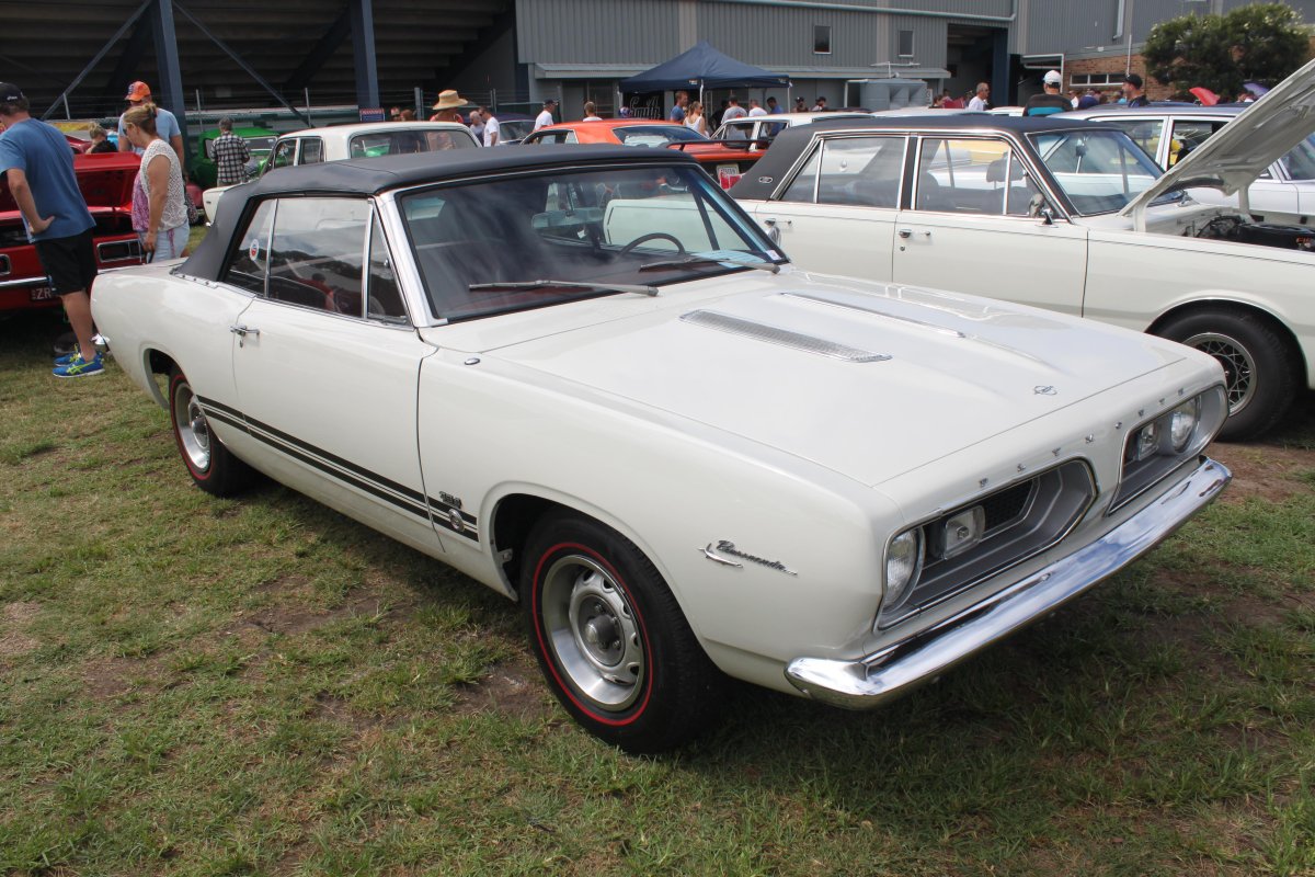 - 1967 Plymouth Barracuda Formula s