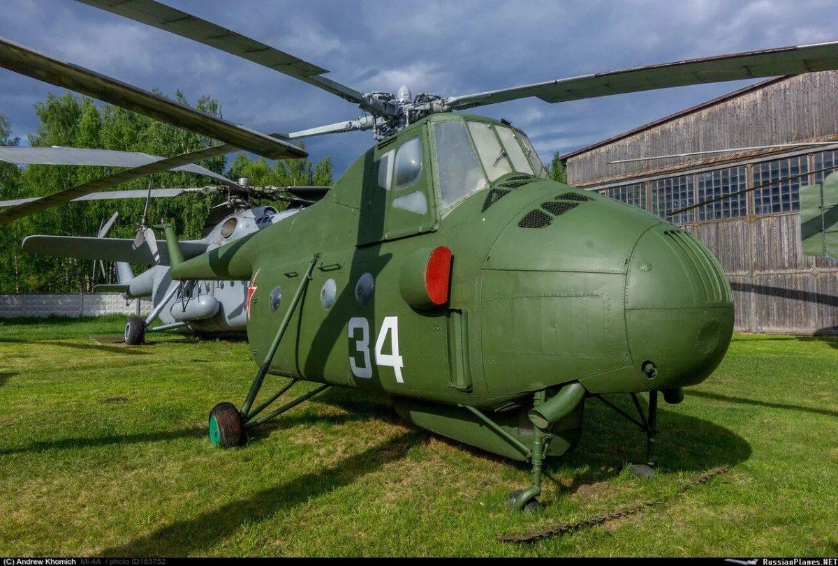 Ми-4 вертолёт