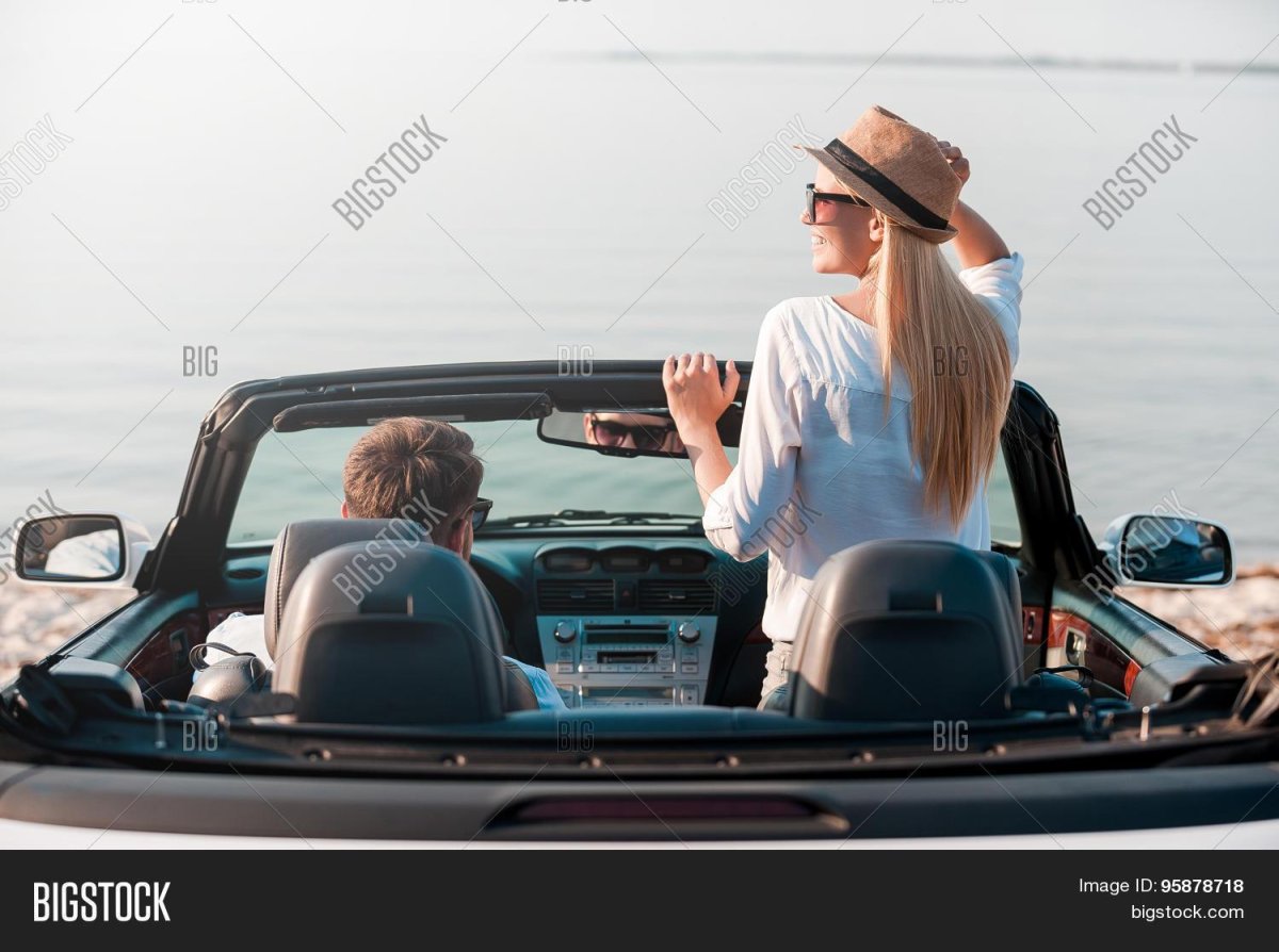 Love story на море на кабриолете