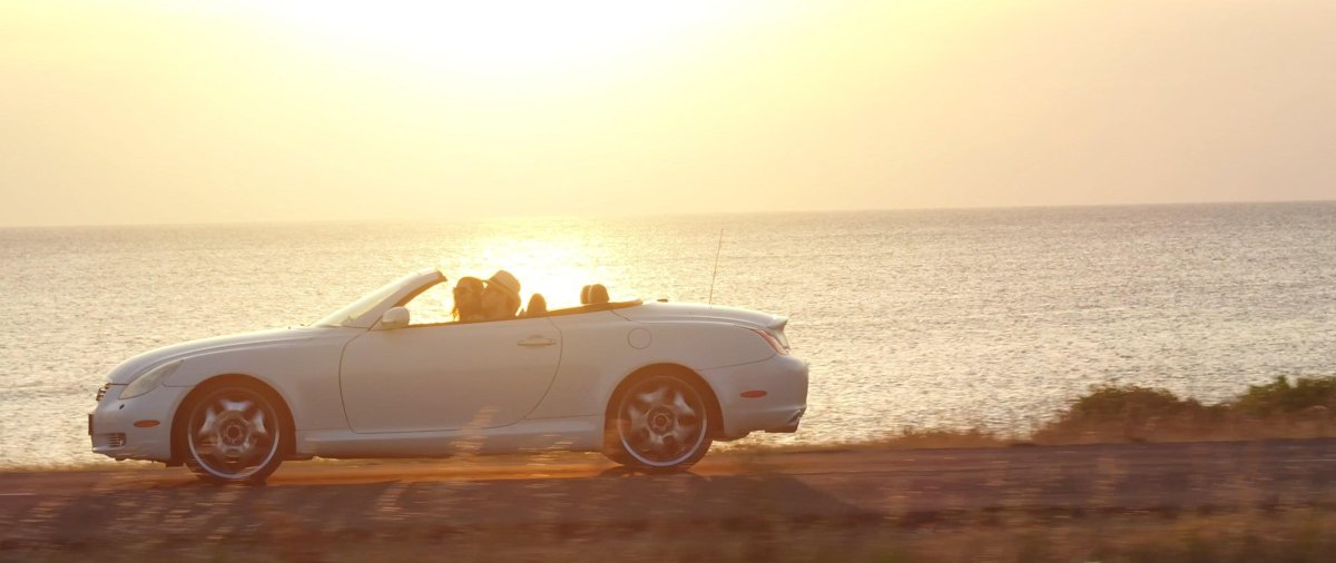 Фото в кабриолете девушка