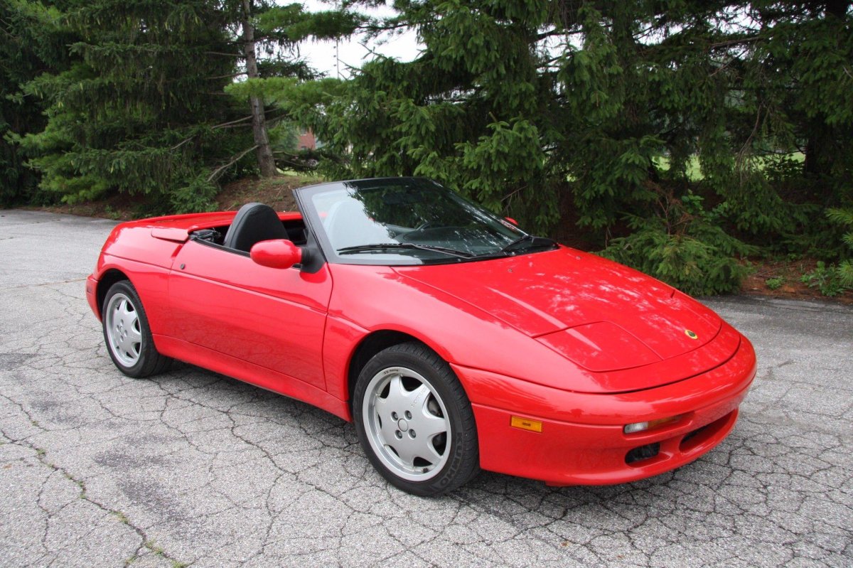 Лотус Элан 1991