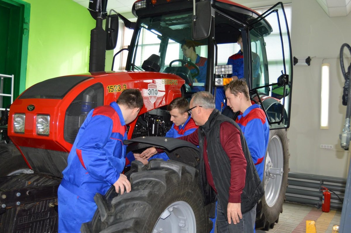 Техобслуживание тракторов