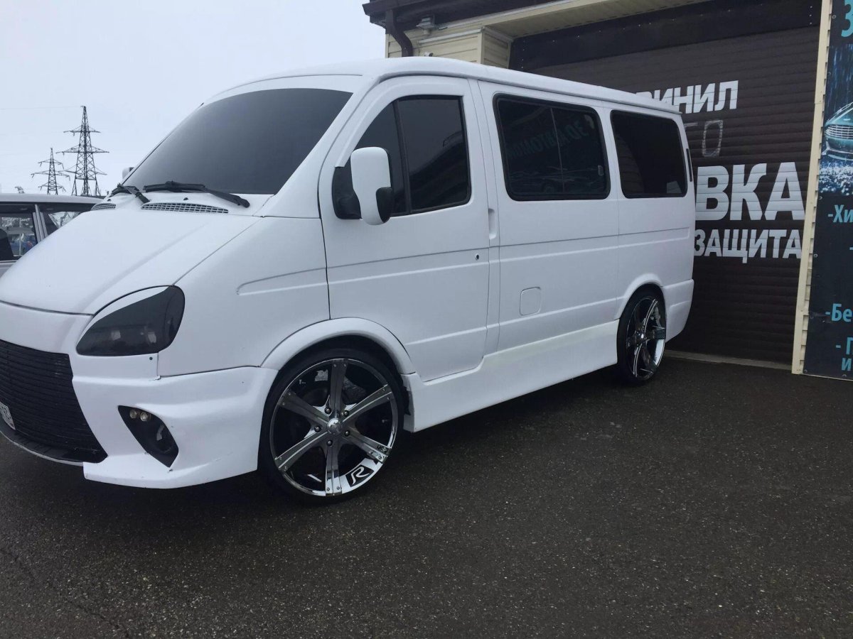 Тюнингованный Соболь Баргузин