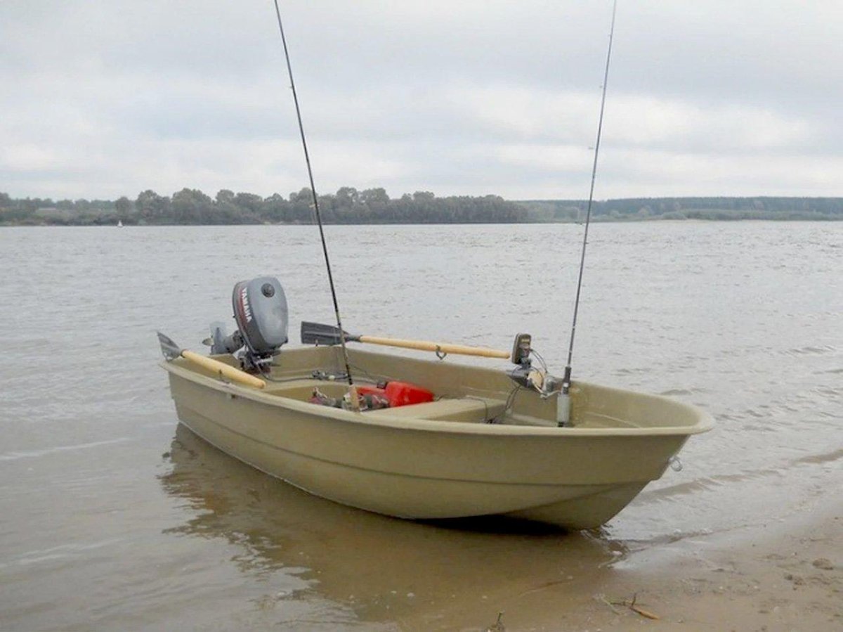 Стеклопластиковая лодка стелс 315