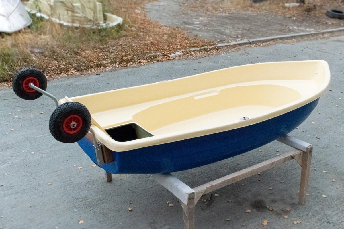 Стеклопластиковая лодка Тортилла-2