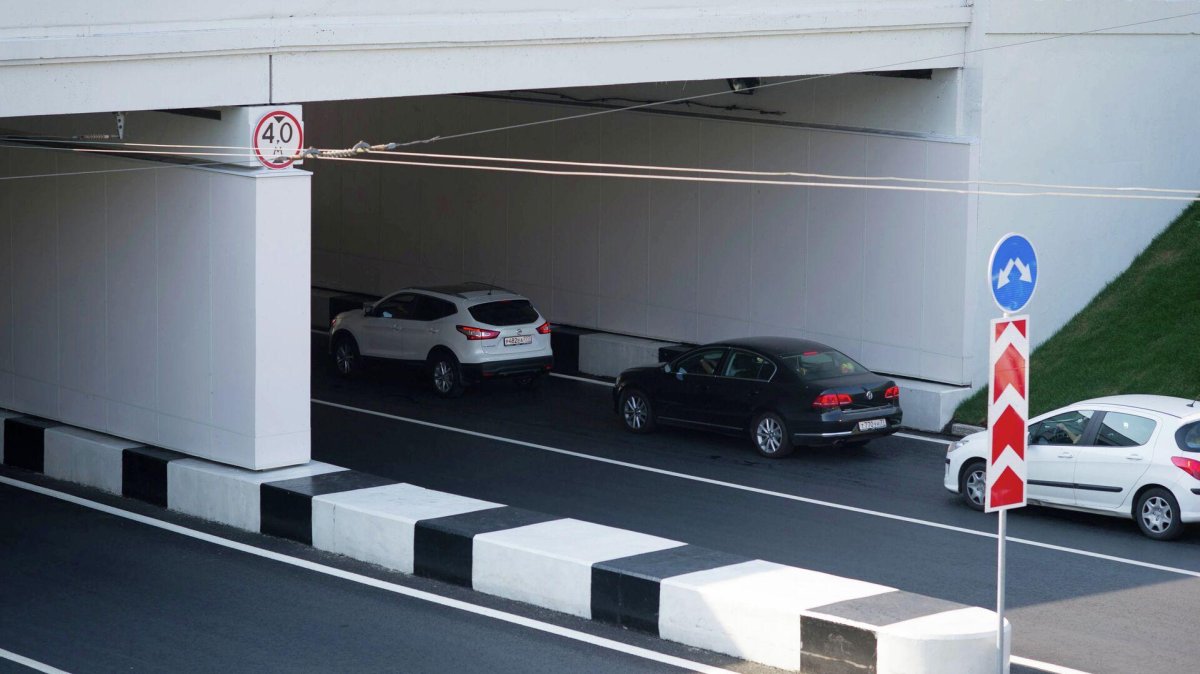 Вертикальная разметка на парковке