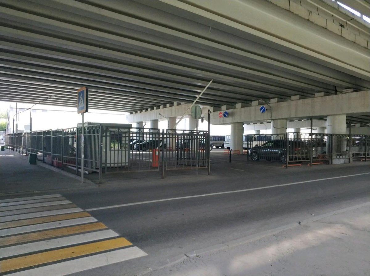 Парковка ГБУ Гормост