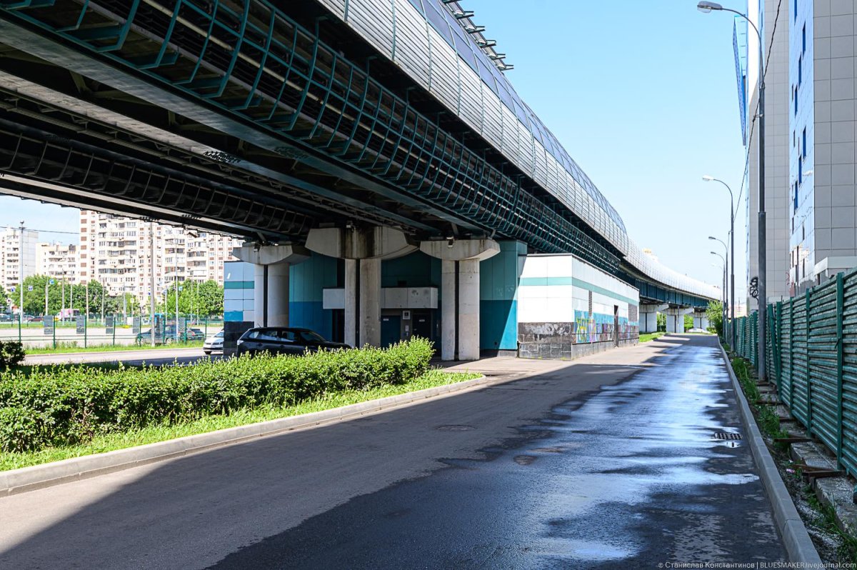 Станция бульвар Адмирала Ушакова