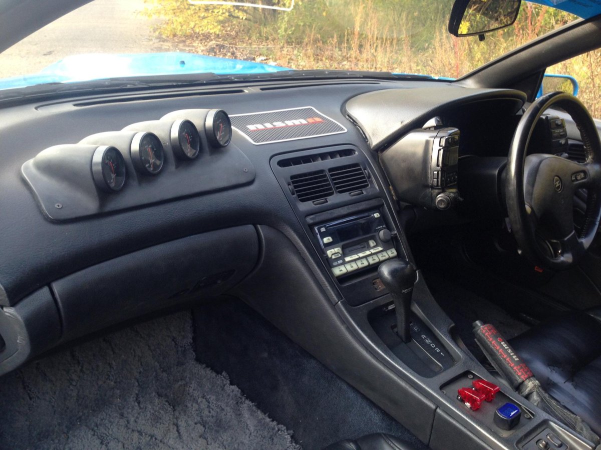 Ниссан 300 ZX салон