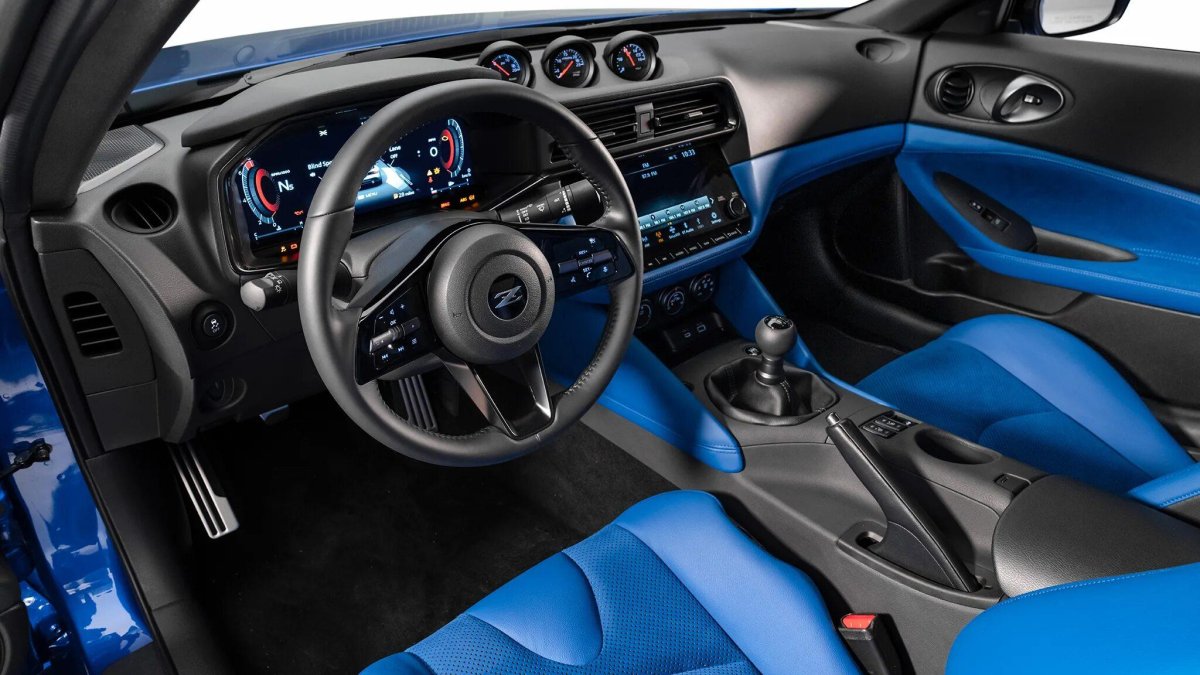 Ниссан 400z салон