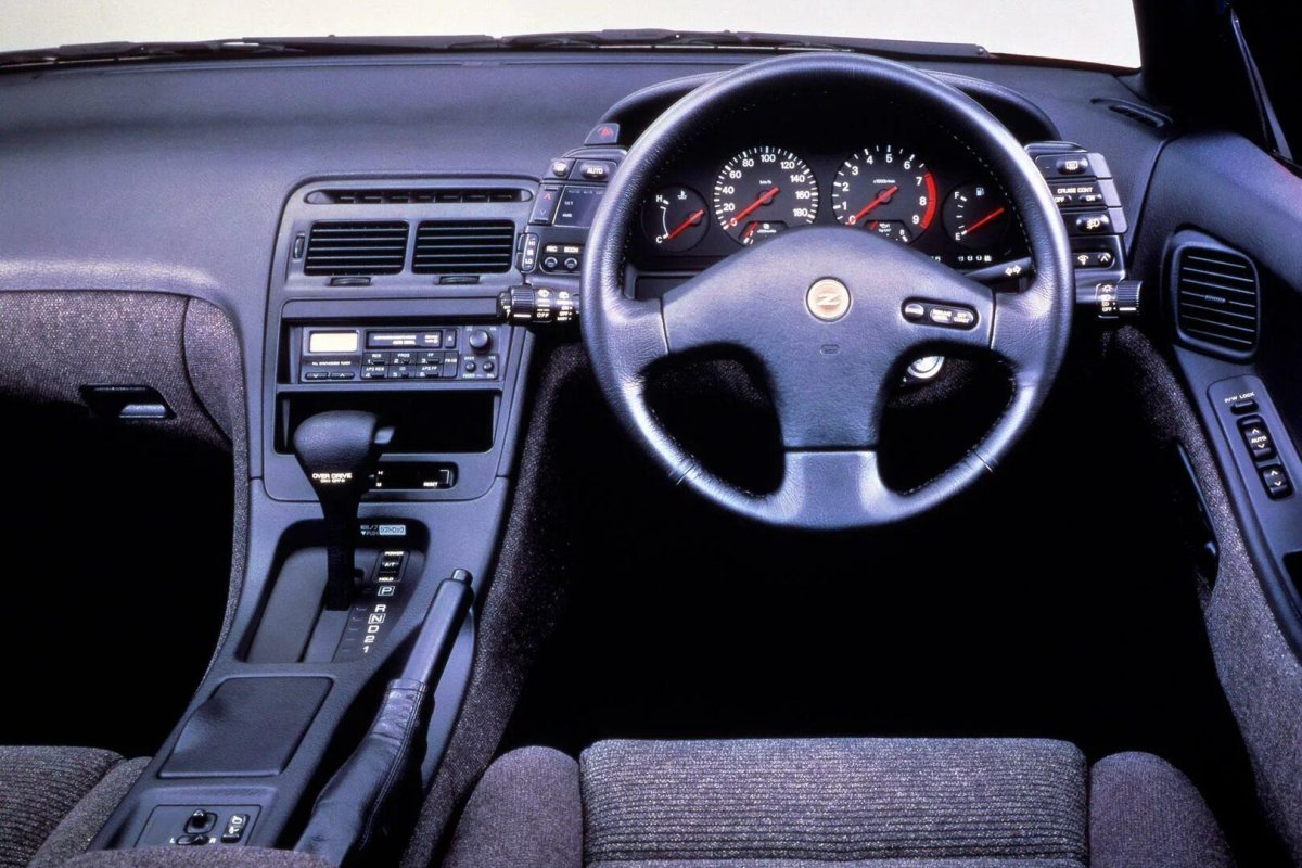 Nissan 300zx Interior