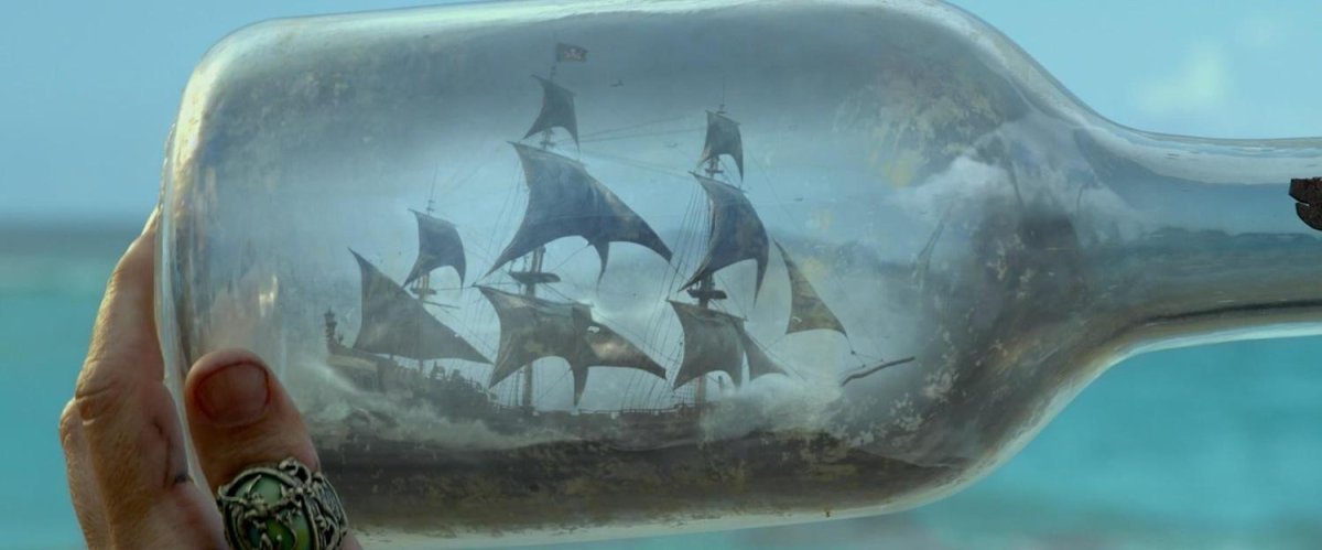 Пираты Карибского моря черная Жемчужина в бутылке