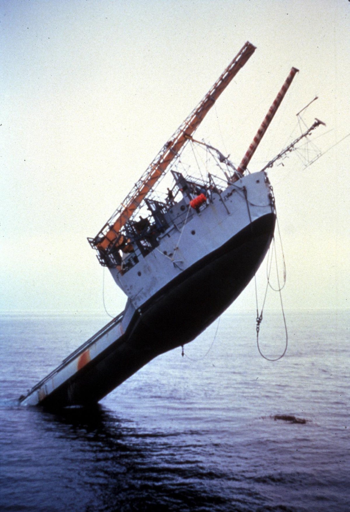 Странные корабли