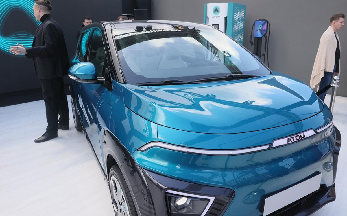 Atom электромобиль