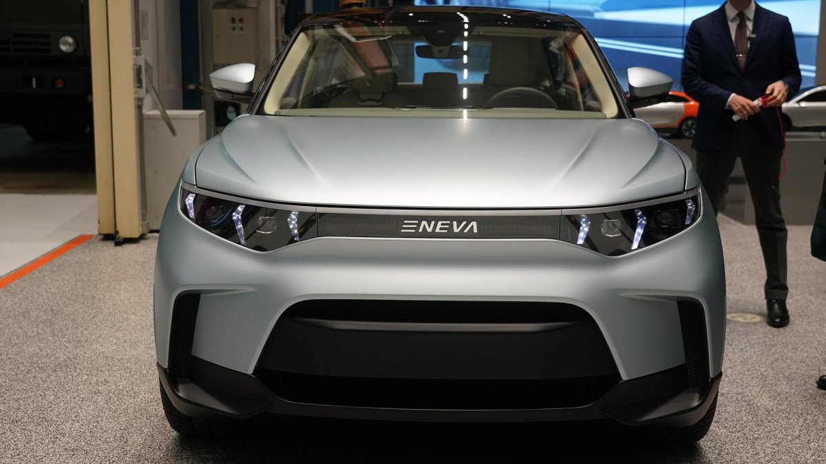 Электромобиль e-Neva Алмаз-Антей