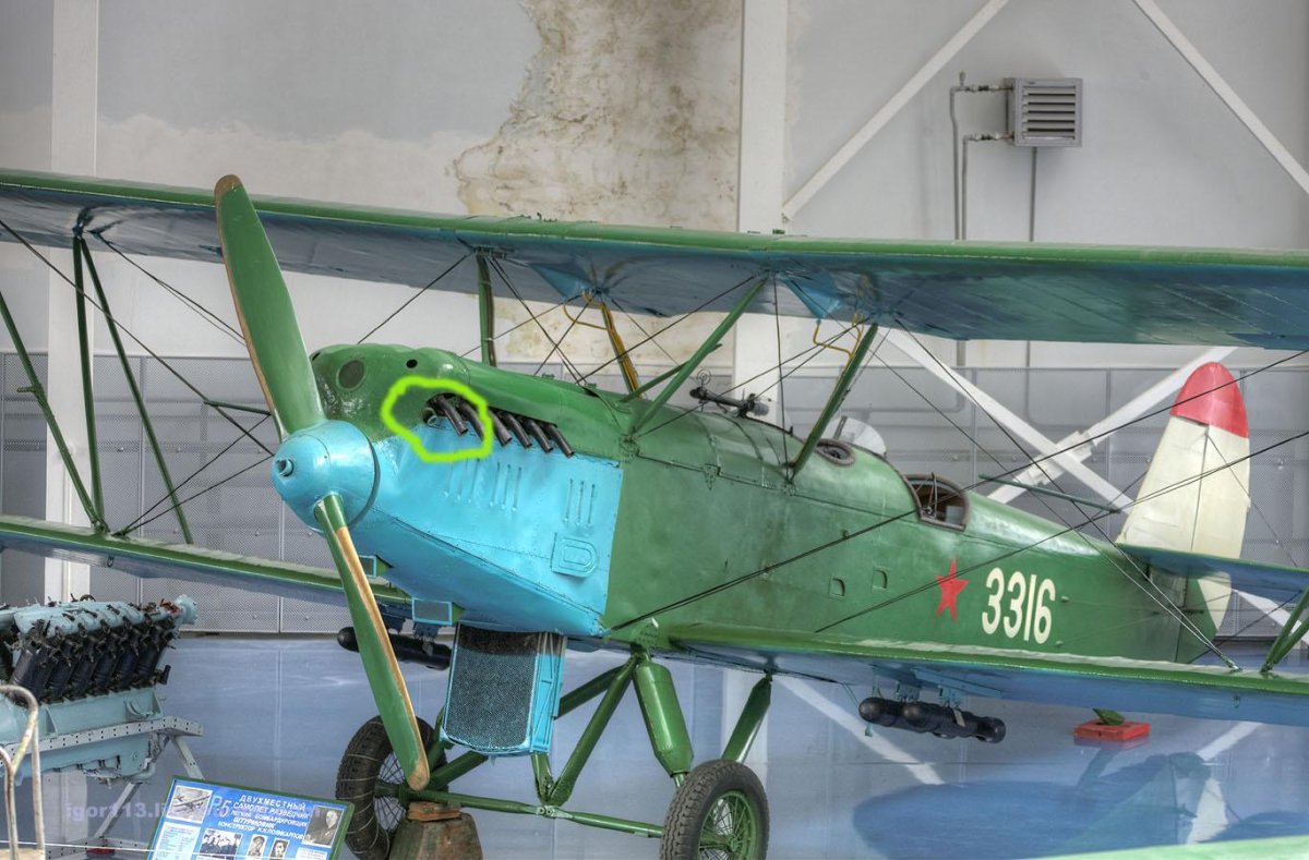 Разведчик биплан р-5