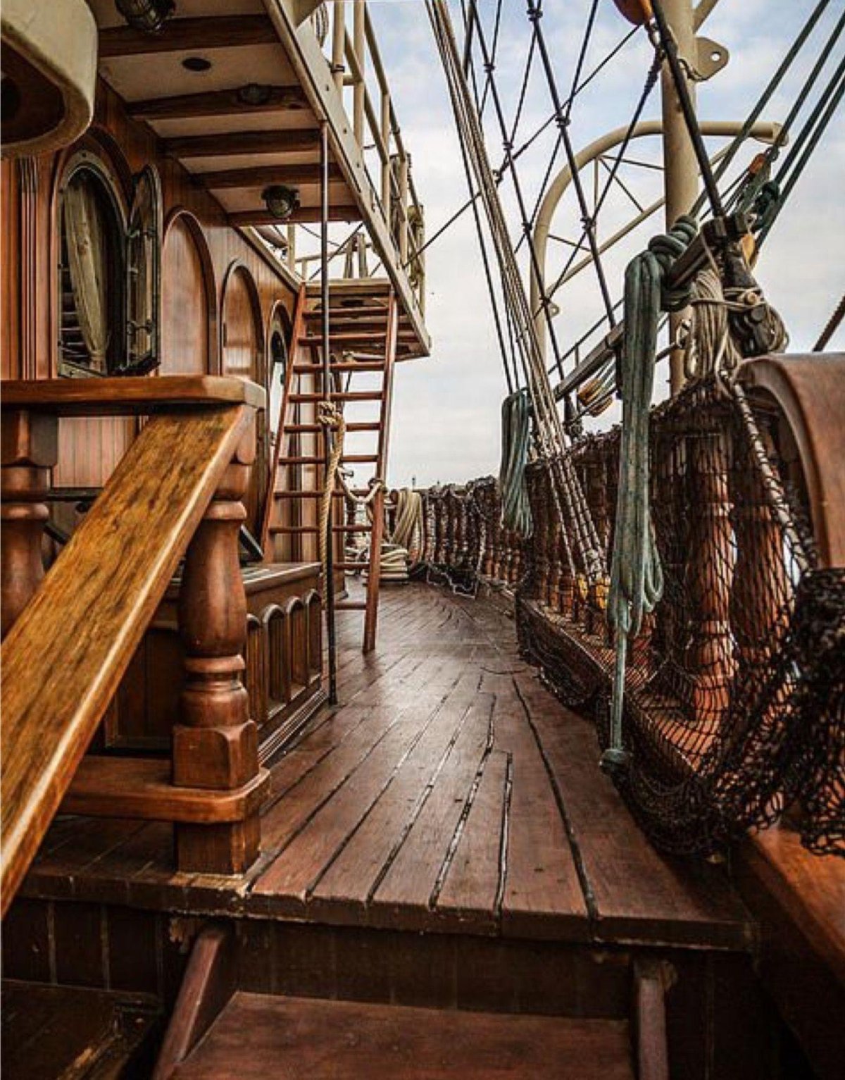 Корабль Галеон палуба