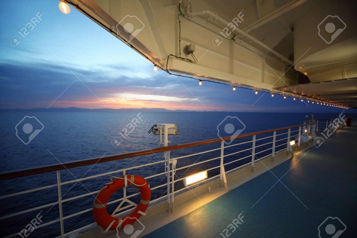 Вид с палубы корабля