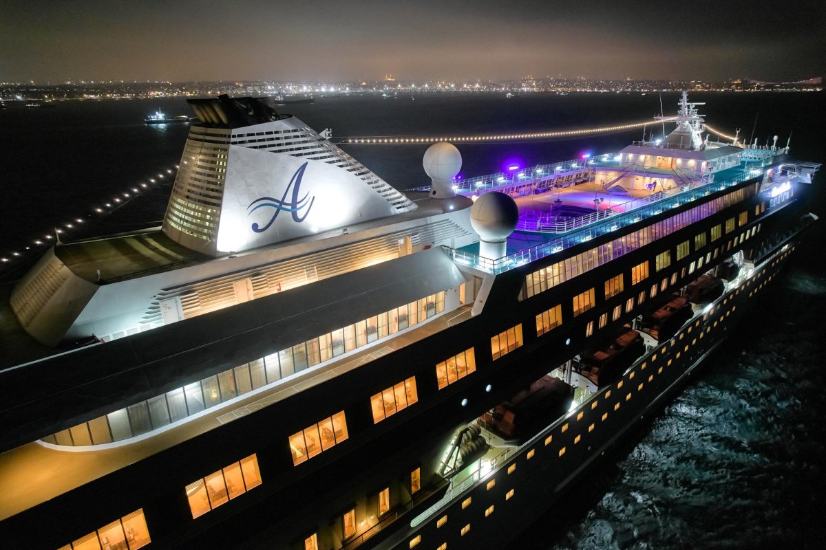 Корабль Астория Гранд Сочи