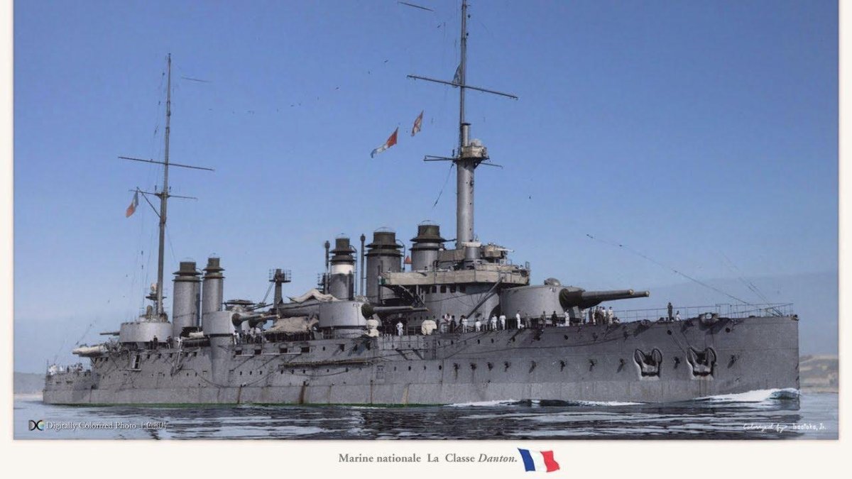 Французский броненосец Дантон