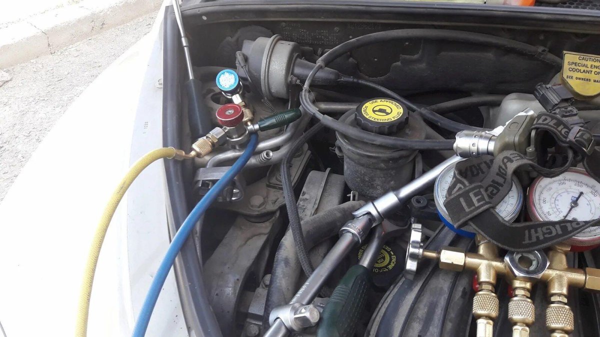 Pt Cruiser заправка кондиционера