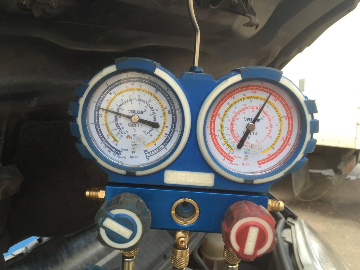 Манометрический коллектор r600a