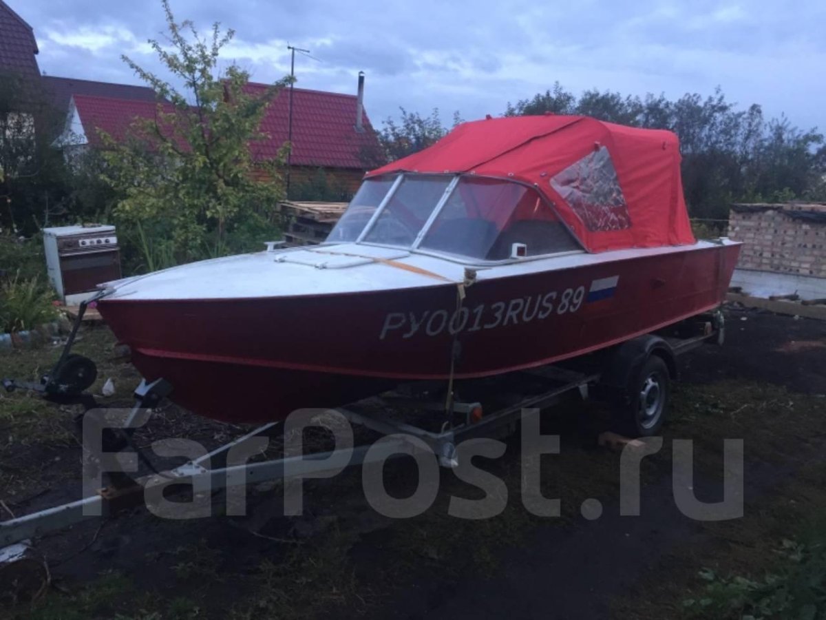 Лодка Прогресс 4 с рубкой