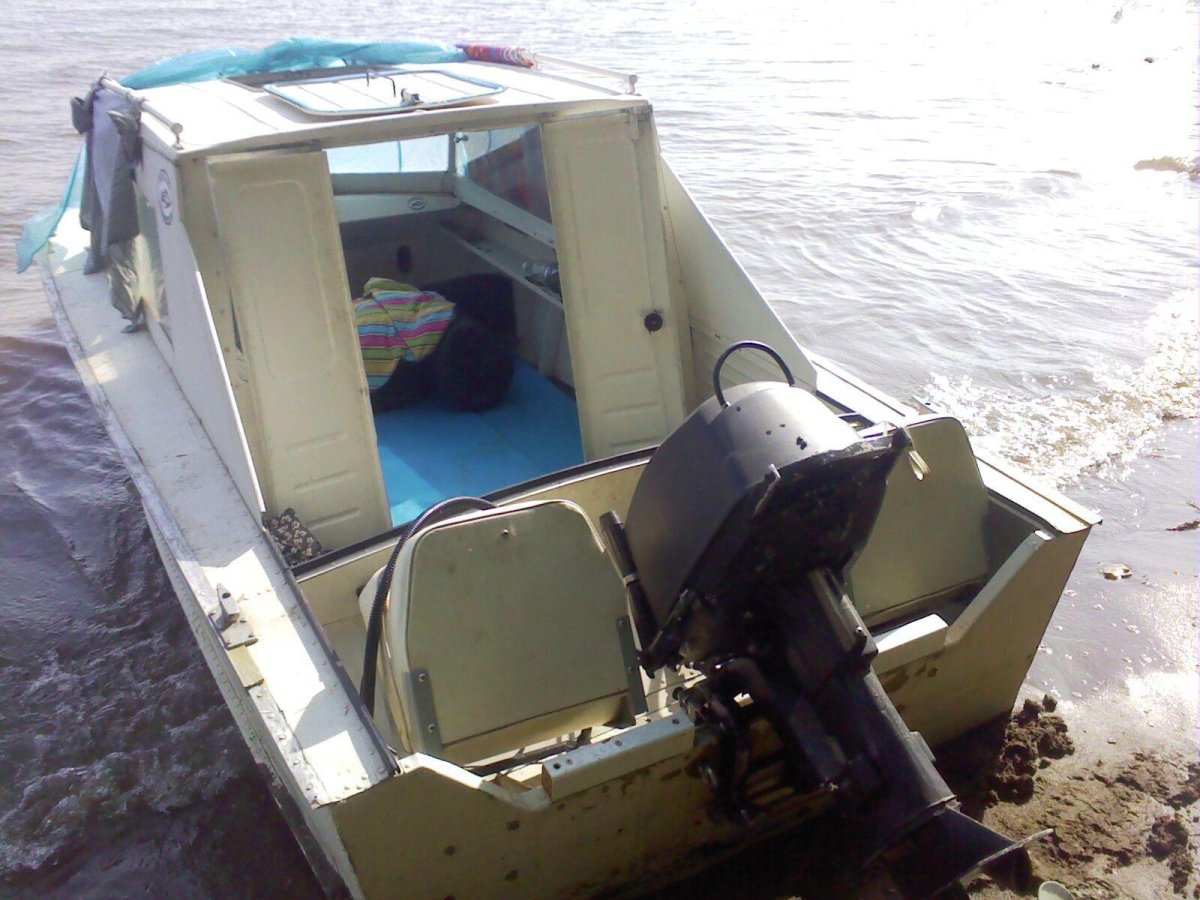 Катер Прогресс 4л