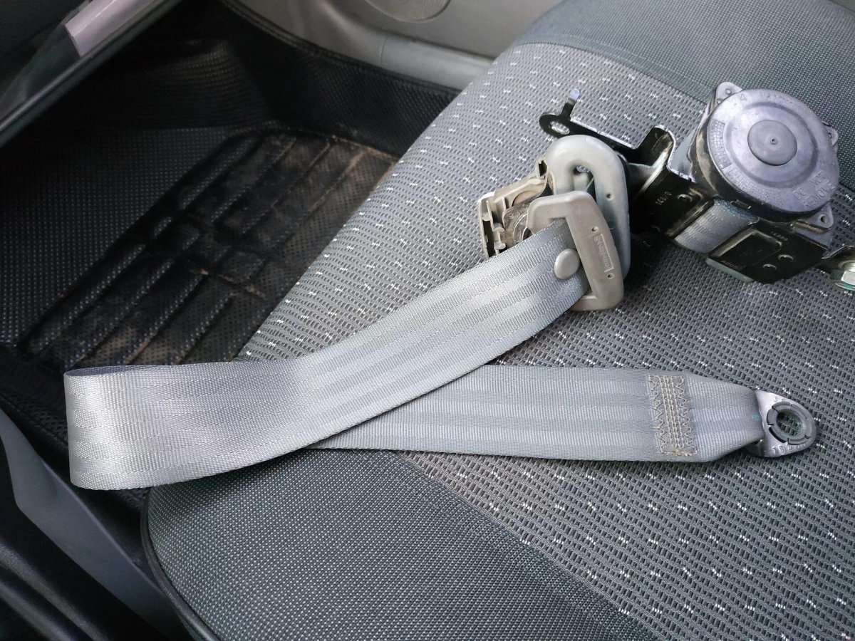 Ремень безопасности Шевроле Лачетти седан 2008