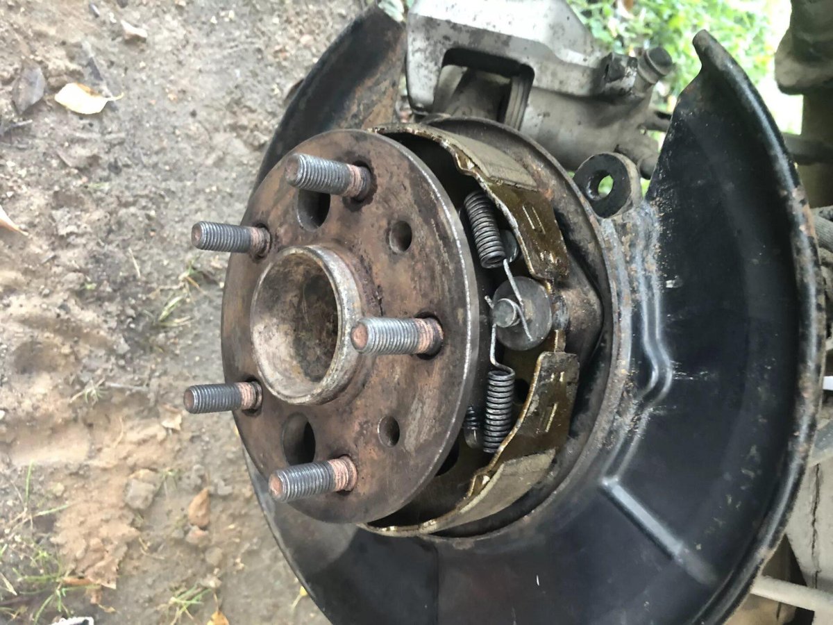 Задний барабан Камри 30